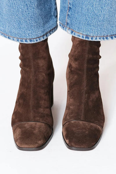 Victoria - Classic Brown Ankle Boots