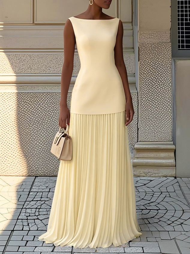 Rowina - Sleeveless Dress With Flowing Pleats