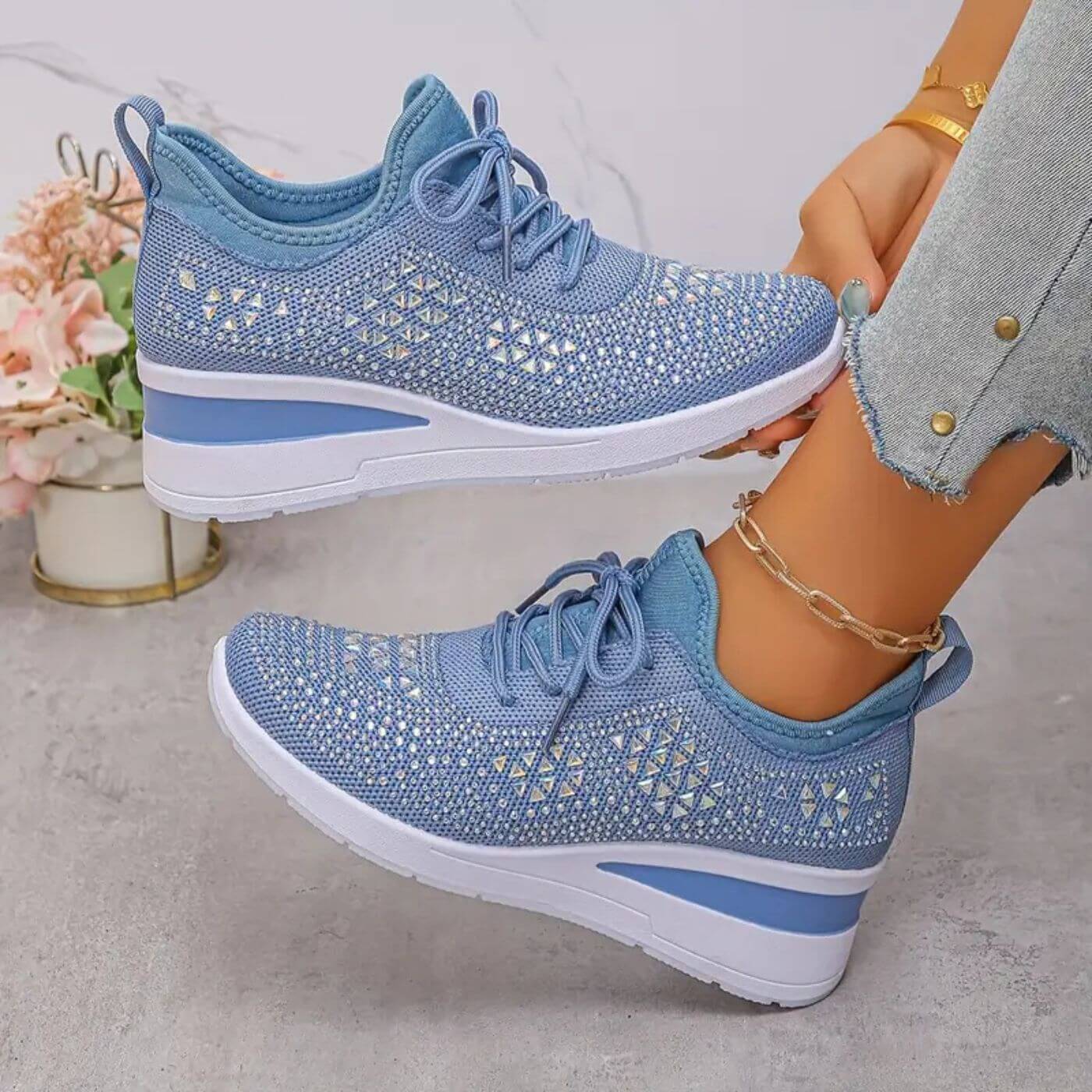Yesenia - Ultra Comfort Sneakers