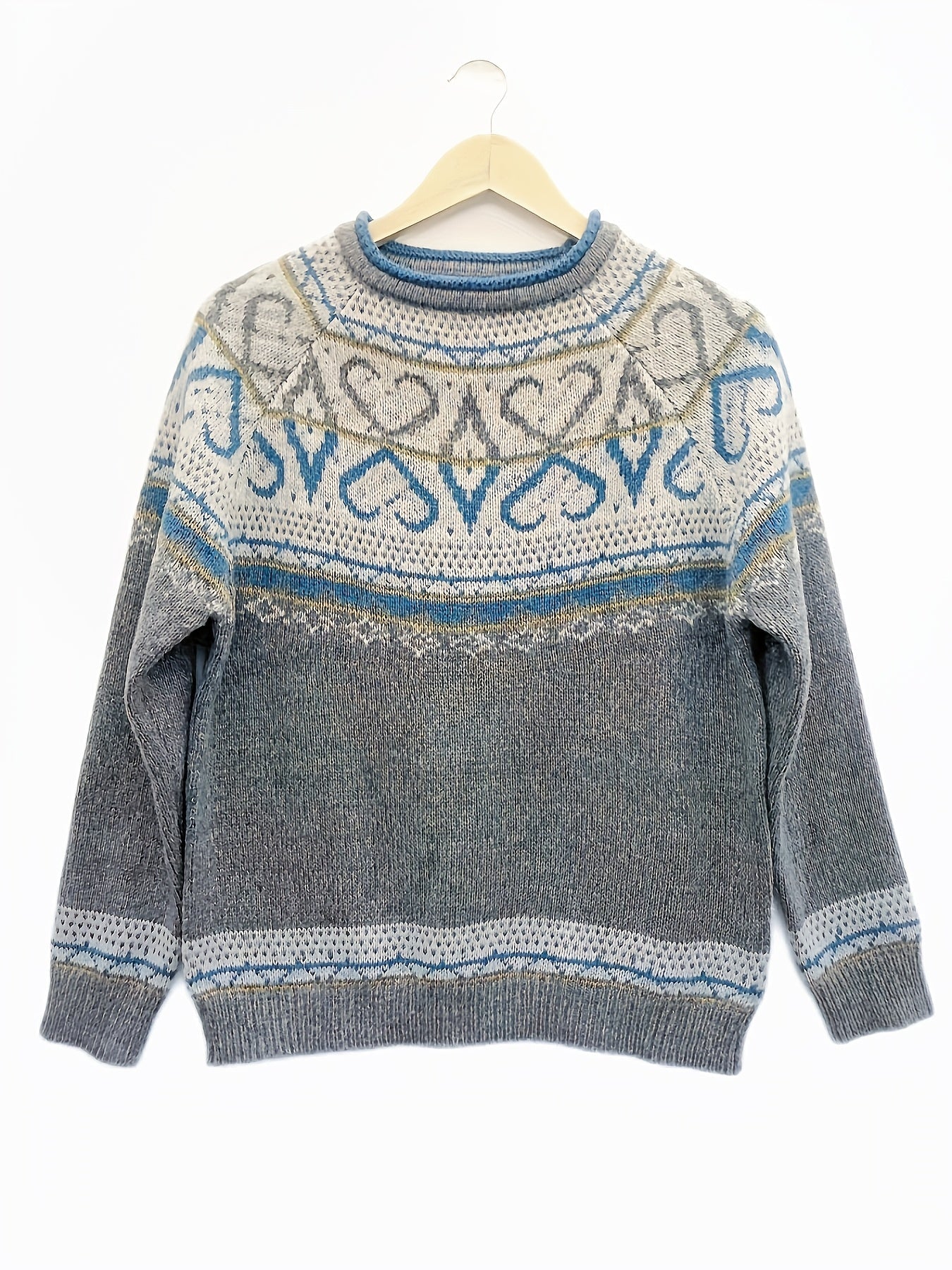 Luxe - Elegant and Warm Nordic Sweater for Winter