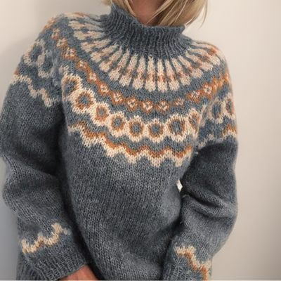 Mara - Knit Turtleneck
