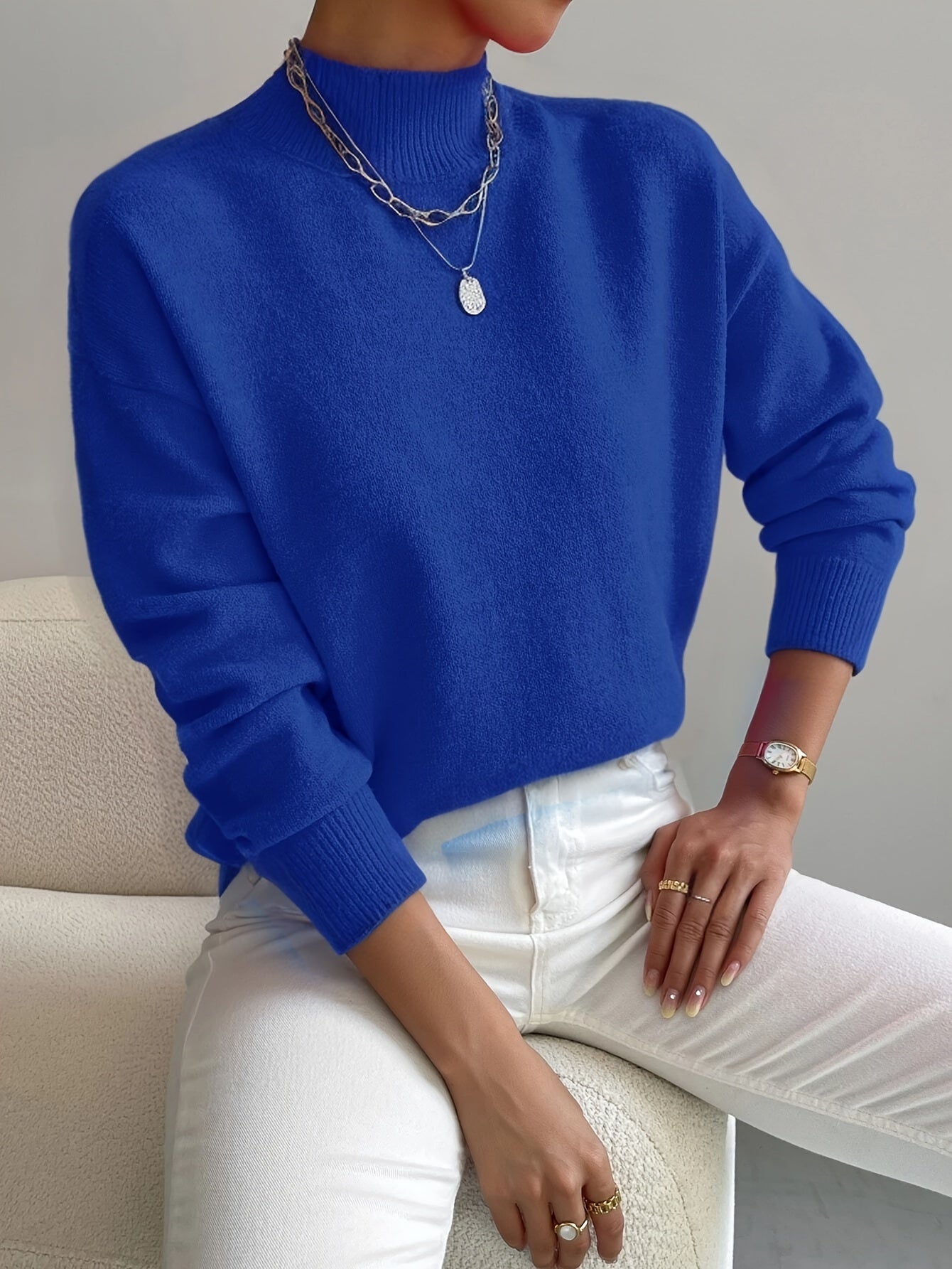 Yvonne - Classic High-Neck Sweater