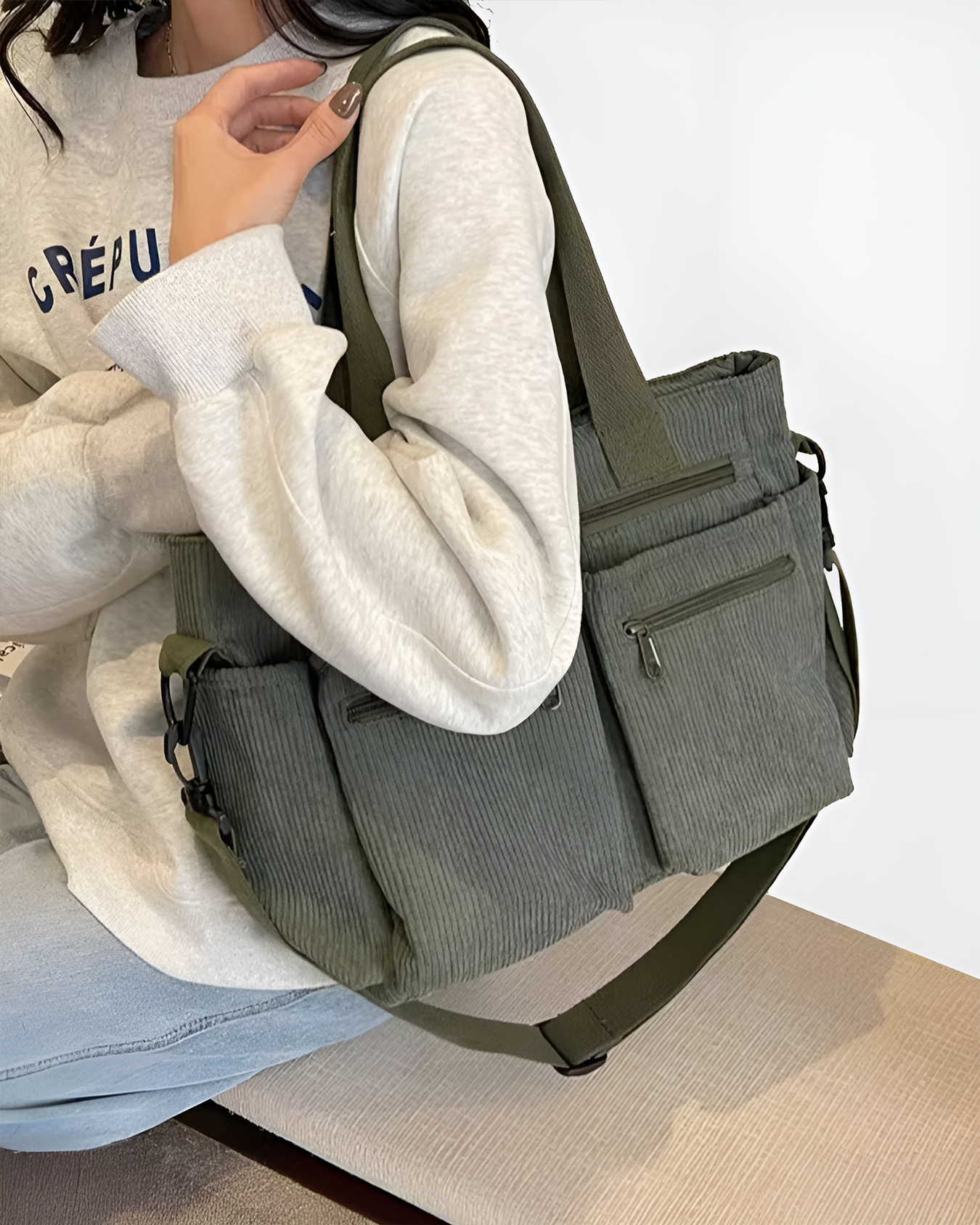 Less – Stylish Multi-Pocket Everyday Tote